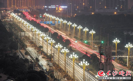 長沙首條智慧路燈示范段，有“顏值”，更有“才華”